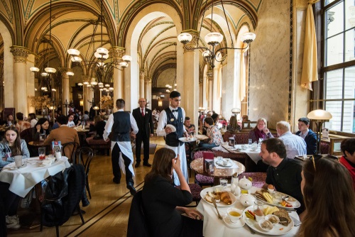 Ausganslage der Branchen- und Strukturentwicklung in der Gastronomie, Hotellerie und der Lebensmittelproduktion vor Covid-19 in Österreich